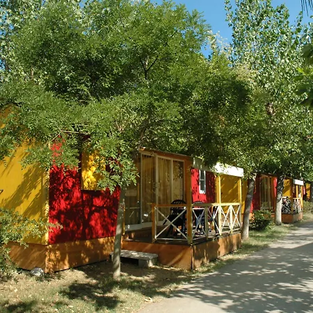Kompleks wypoczynkowy Club Del Sole La Risacca Family Collection 4*