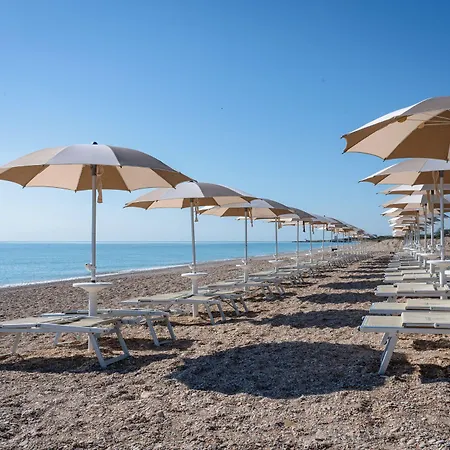 Club Del Sole La Risacca Family Collection 假日公园 4*